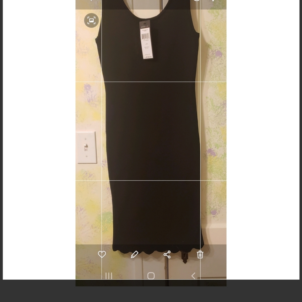 Dress - Picture 3 of 3